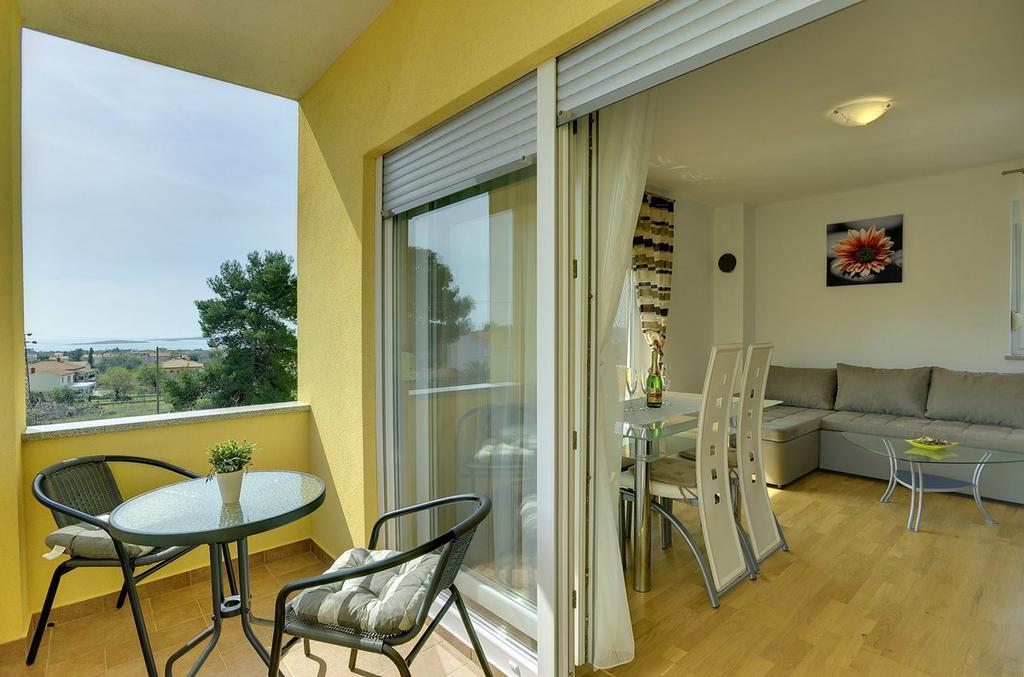 Apartments Kralj Medulin Exterior photo